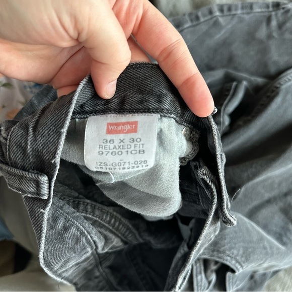 Wrangler | Men’s Jeans - Picture 3 of 4